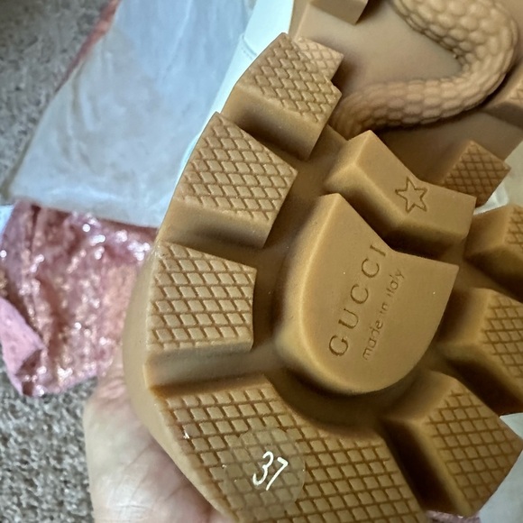 GUCCI Authentic K,GG Supreme Leather Crystal Buckle Platform Ankle  Boots 37/6.5 - Picture 16 of 17